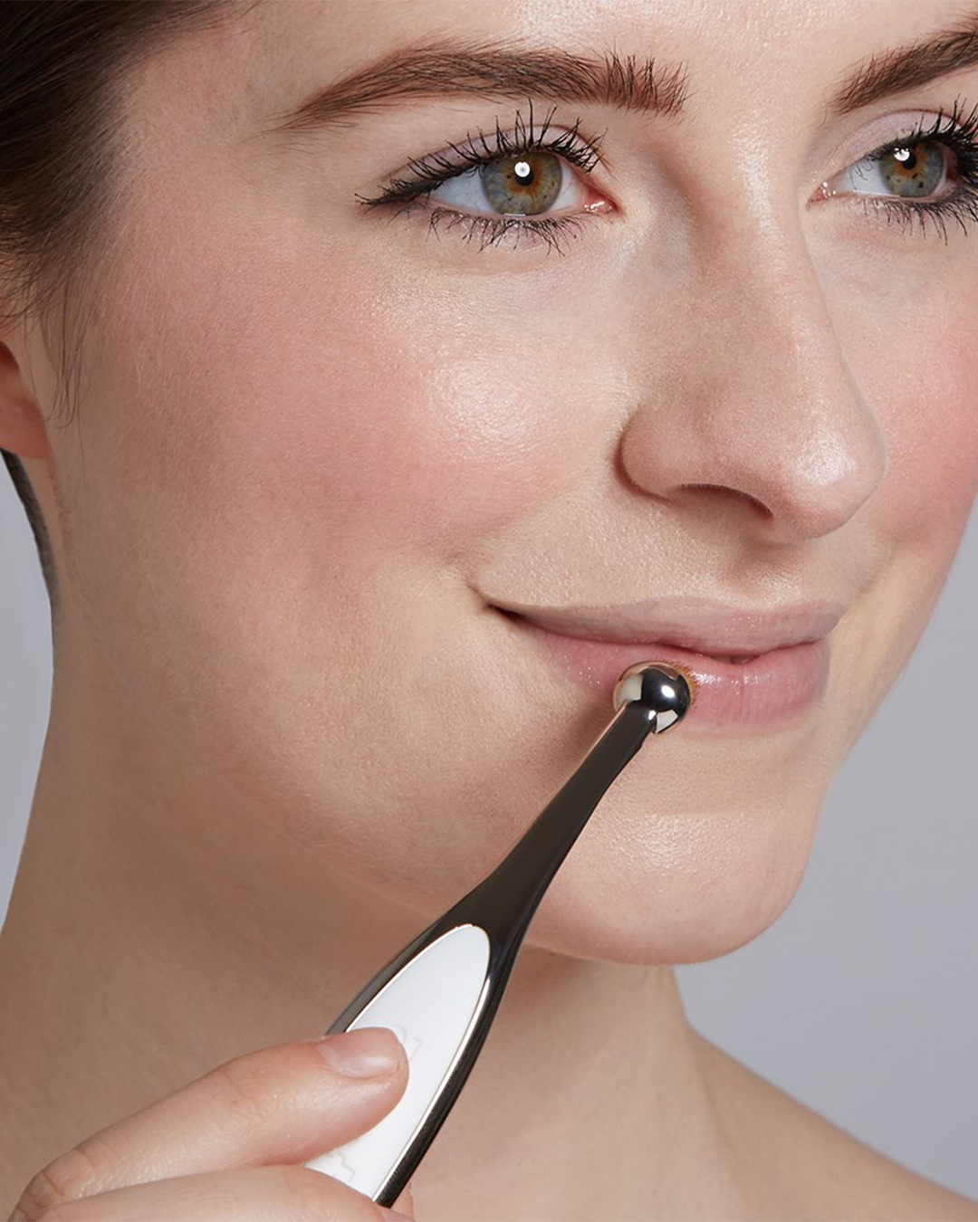 מברשת איפור עגולה מס.1