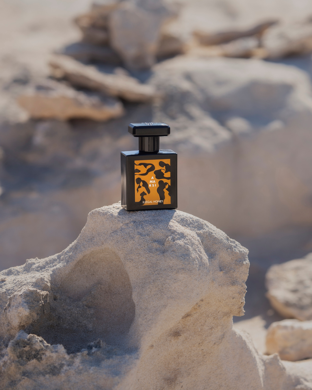בושם יוניסקס בניחוח עתיק - ILLEGAL HONEY