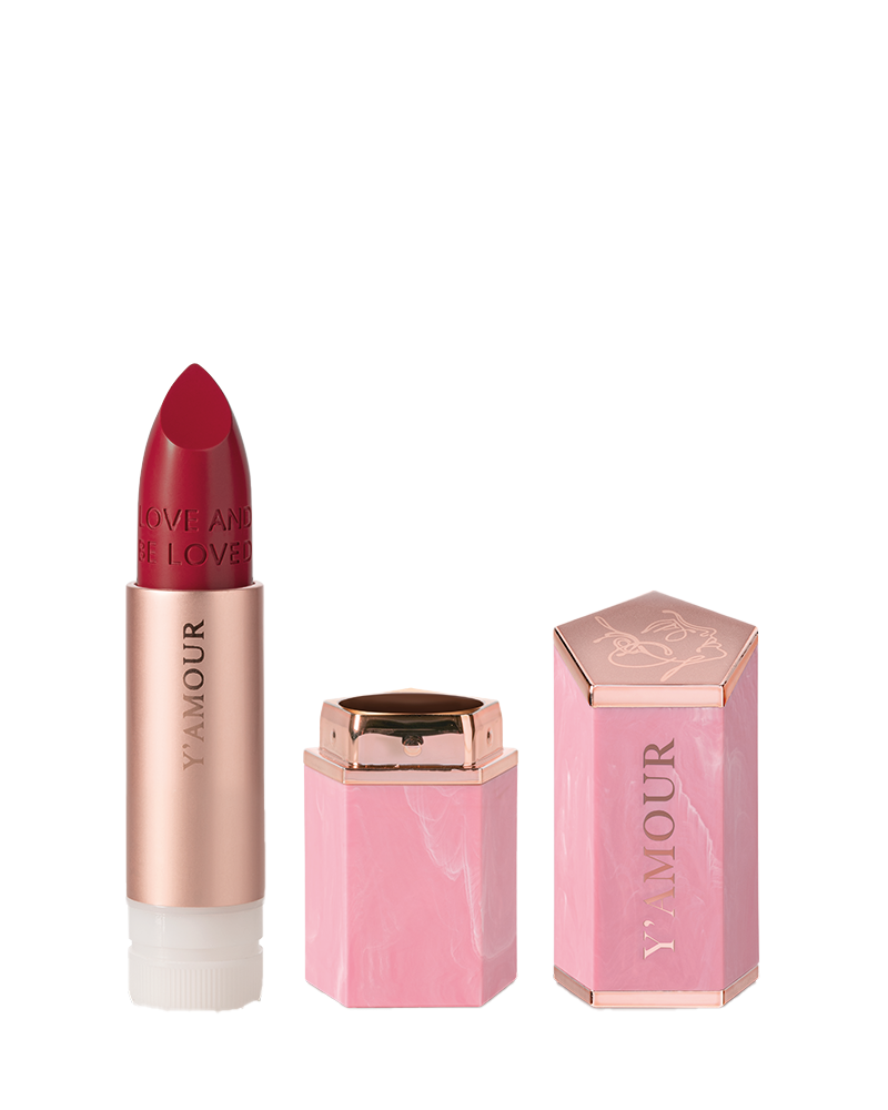 שפתון עמיד 'רומא' מבית ימור בגוון חום-בהיר, אריזה אלגנטית ומעוצבת בצבע נחושת