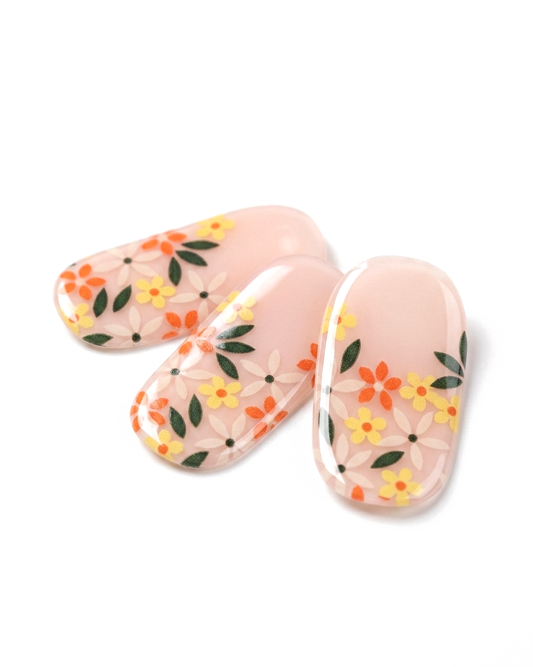 lindseysbeautylounge strips close-up — MoYou London