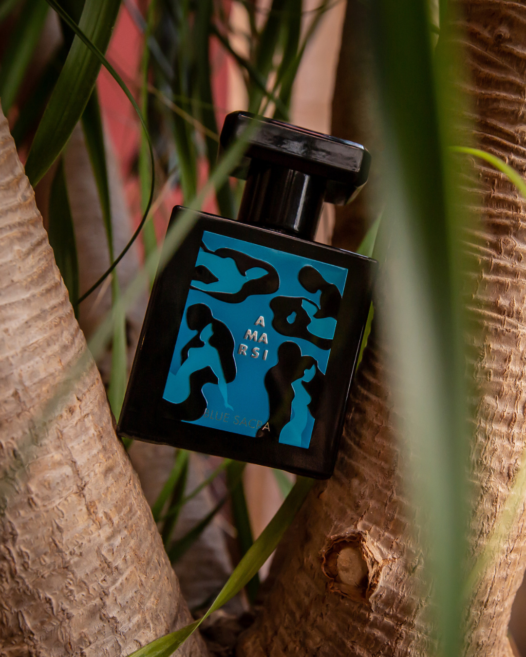 בושם יוניסקס בניחוח חושני - BLUE SACRA