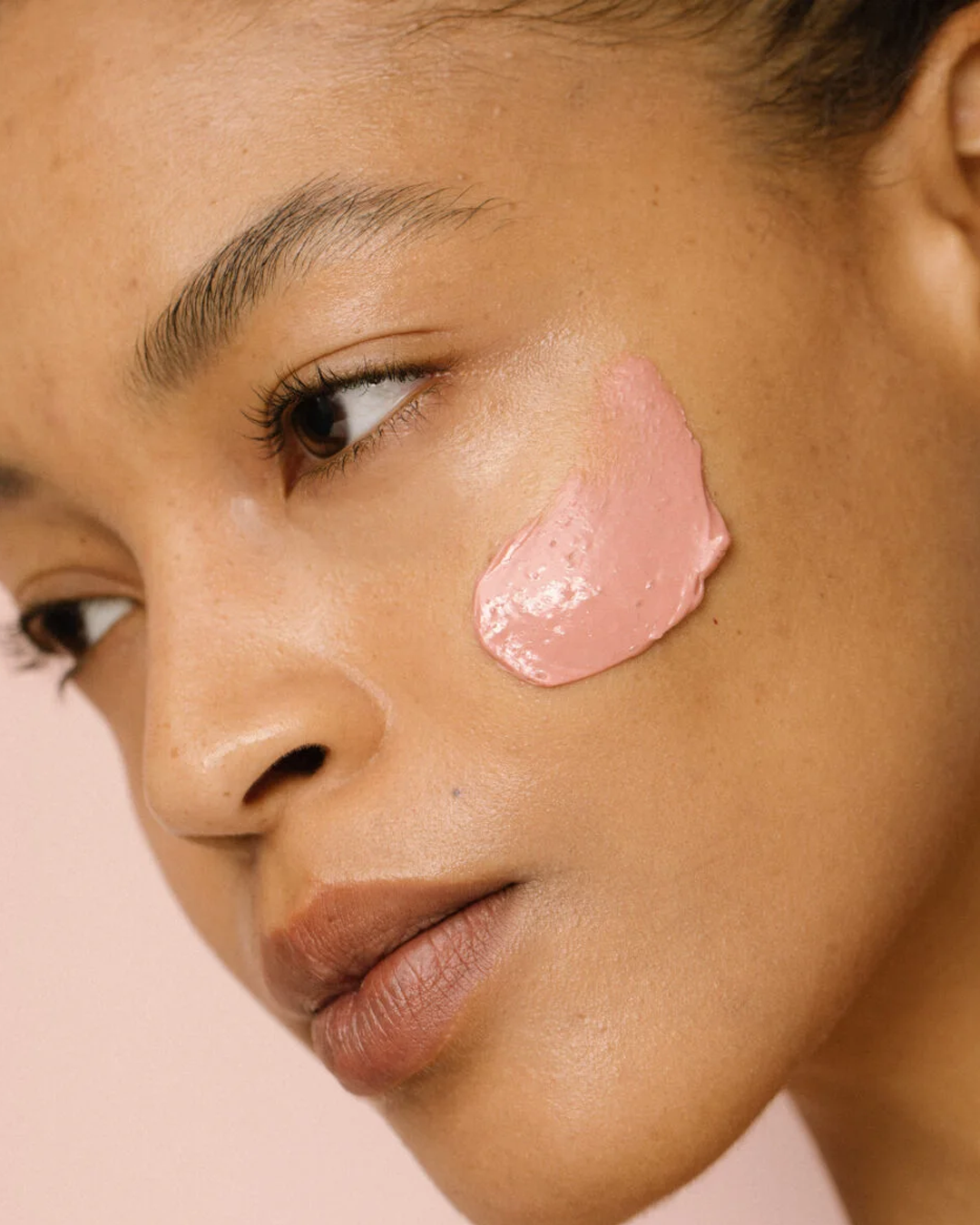 Rose cream mask is especially nourishing